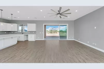 28328 N 220th Avenue, Wittmann, AZ 85361 - Photo 13