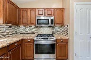4433 W Phalen Dr, Phoenix, AZ 85087 - Photo 5