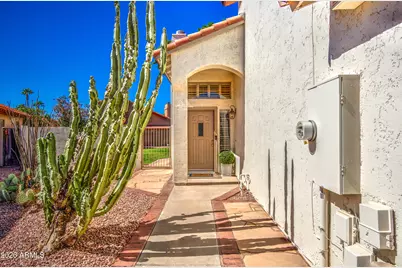 834 S Cancun Drive, Gilbert, AZ 85233 - Photo 9