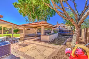 834 S Cancun Dr, Gilbert, AZ 85233 - Photo 41