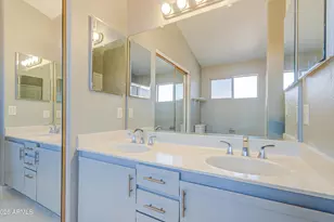 834 S Cancun Dr, Gilbert, AZ 85233 - Photo 25