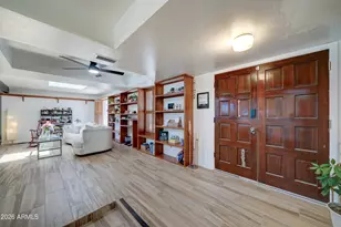 498 W Gail Dr, Chandler, AZ 85225 - Photo 7