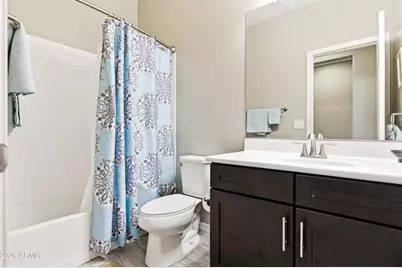3710 E Branham Lane, Phoenix, AZ 85042 - Photo 5