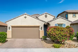 3710 E Branham Ln, Phoenix, AZ 85042 - Photo 1