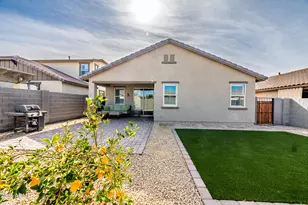 3710 E Branham Ln, Phoenix, AZ 85042 - Photo 29