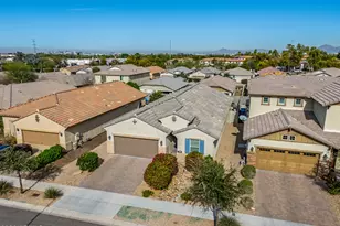 3710 E Branham Ln, Phoenix, AZ 85042 - Photo 3