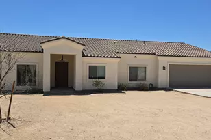 839 W Hermosa Dr, Wickenburg, AZ 85390 - Photo 1