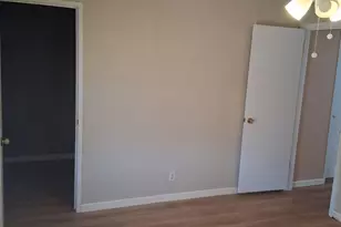 21131 W Dale Ln, Wittmann, AZ 85361 - Photo 9