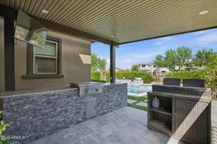 2914 E Los Gatos Dr, Phoenix, AZ 85050 - Photo 17