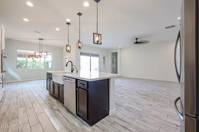 9910 W Redbird Road, Peoria, AZ 85383 - Photo 9