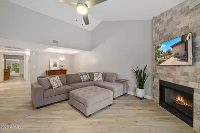 9460 E Mission Lane #215, Scottsdale, AZ 85258 - Photo 5