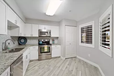 9460 E Mission Lane #215, Scottsdale, AZ 85258 - Photo 9