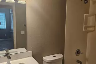 935 E Roma Ave, Phoenix, AZ 85014 - Photo 11