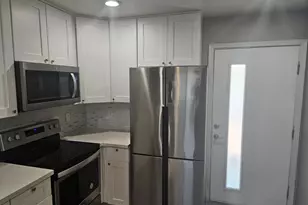 935 E Roma Ave, Phoenix, AZ 85014 - Photo 3