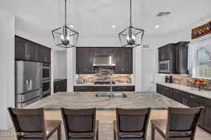 17191 W Thousand Oaks St, Surprise, AZ 85388 - Photo 11