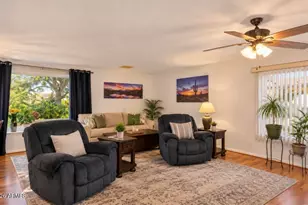 9319 W Glen Oaks Cir, Sun City, AZ 85351 - Photo 7