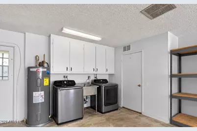 9319 W Glen Oaks Circle, Sun City, AZ 85351 - Photo 23