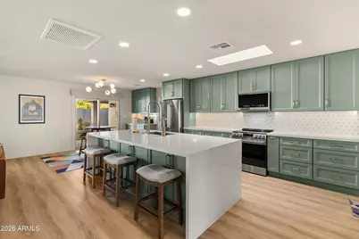 3315 E Malapai Drive, Phoenix, AZ 85028 - Photo 17