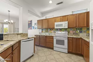 17366 W King Canyon Dr, Surprise, AZ 85387 - Photo 11