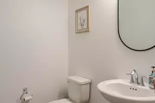 8543 W Palo Verde Dr, Glendale, AZ 85305 - Photo 11