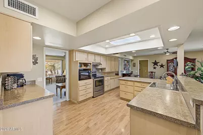 12311 W Sonnet Drive, Sun City West, AZ 85375 - Photo 11