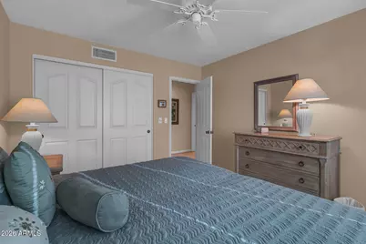 10497 E Cinnabar Avenue, Scottsdale, AZ 85258 - Photo 23