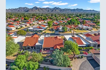 10497 E Cinnabar Avenue, Scottsdale, AZ 85258 - Photo 33