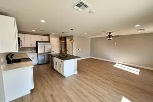 905 W Dobbins Rd, Phoenix, AZ 85041 - Photo 3