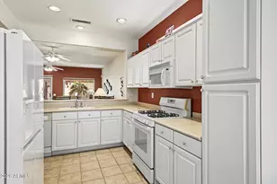 15726 W Arrowhead Dr, Surprise, AZ 85374 - Photo 13