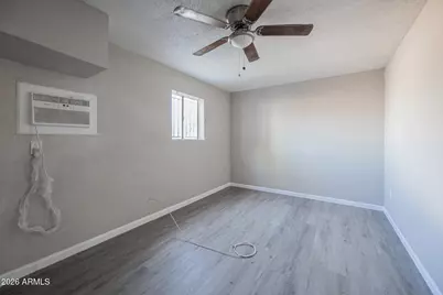 7153 N 62nd Avenue #E, Glendale, AZ 85301 - Photo 9