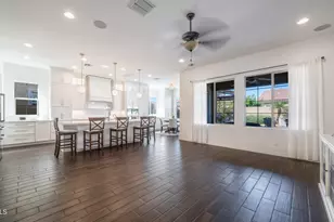 902 E Horseshoe Pl, Chandler, AZ 85249 - Photo 17