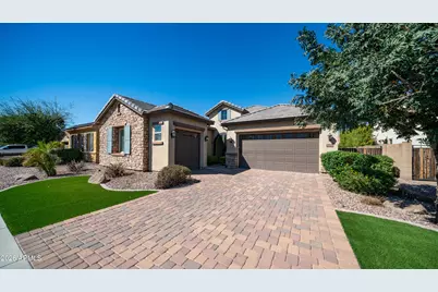 902 E Horseshoe Place, Chandler, AZ 85249 - Photo 3