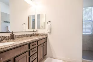 902 E Horseshoe Pl, Chandler, AZ 85249 - Photo 35