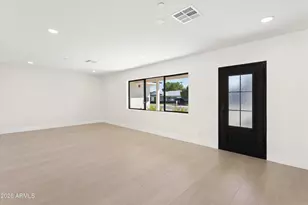 8236 E Cambridge Ave, Scottsdale, AZ 85257 - Photo 17
