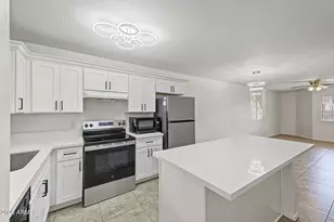 455 S Mesa Dr, Mesa, AZ 85210 - Photo 7