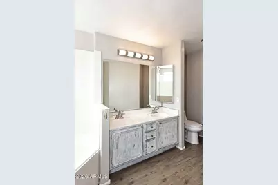 10226 N 12th Place E #1, Phoenix, AZ 85020 - Photo 33