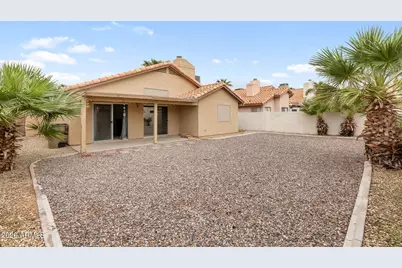 15645 W Hilton Avenue, Goodyear, AZ 85338 - Photo 5