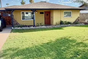 4623 E Holly St, Phoenix, AZ 85008 - Photo 1
