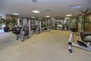 7181 E Camelback Rd, Scottsdale, AZ 85251 - Photo 21