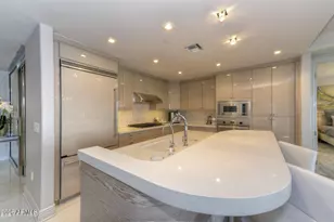 7181 E Camelback Rd, Scottsdale, AZ 85251 - Photo 3
