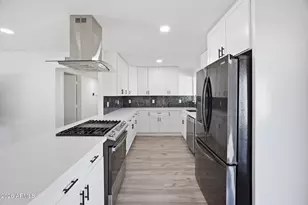 7634 E 3rd St, Scottsdale, AZ 85251 - Photo 9