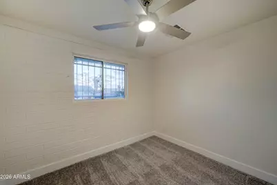6413 S 21st Place, Phoenix, AZ 85042 - Photo 13