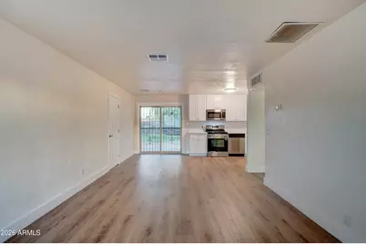 6413 S 21st Place, Phoenix, AZ 85042 - Photo 5