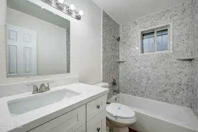 6413 S 21st Place, Phoenix, AZ 85042 - Photo 15