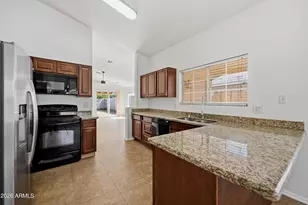 5211 N 104th Dr, Glendale, AZ 85307 - Photo 7