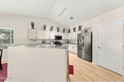 3992 N 14th Street, Phoenix, AZ 85014 - Photo 9