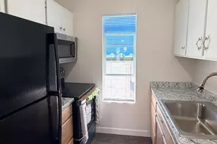 4215 N 17th St, Phoenix, AZ 85016 - Photo 5