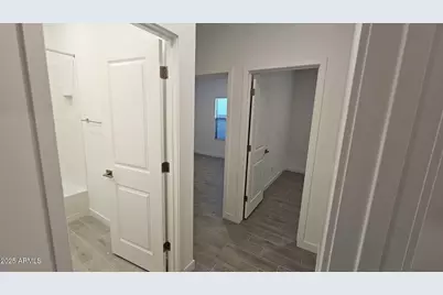 7959 W Hayward Avenue, Glendale, AZ 85303 - Photo 7