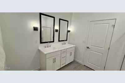 7959 W Hayward Avenue, Glendale, AZ 85303 - Photo 11