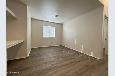10424 W Medlock Drive, Glendale, AZ 85307 - Photo 19